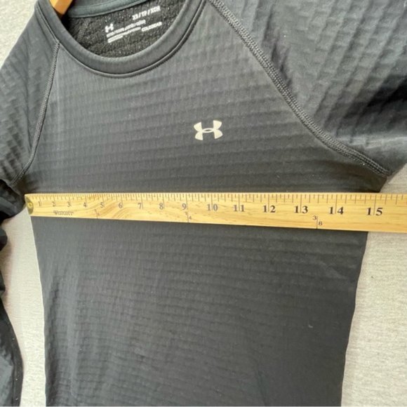 Under Armour Womens Black Fitted Pullover Shirt Size Xs Long Sleeves - Picture 4 of 10